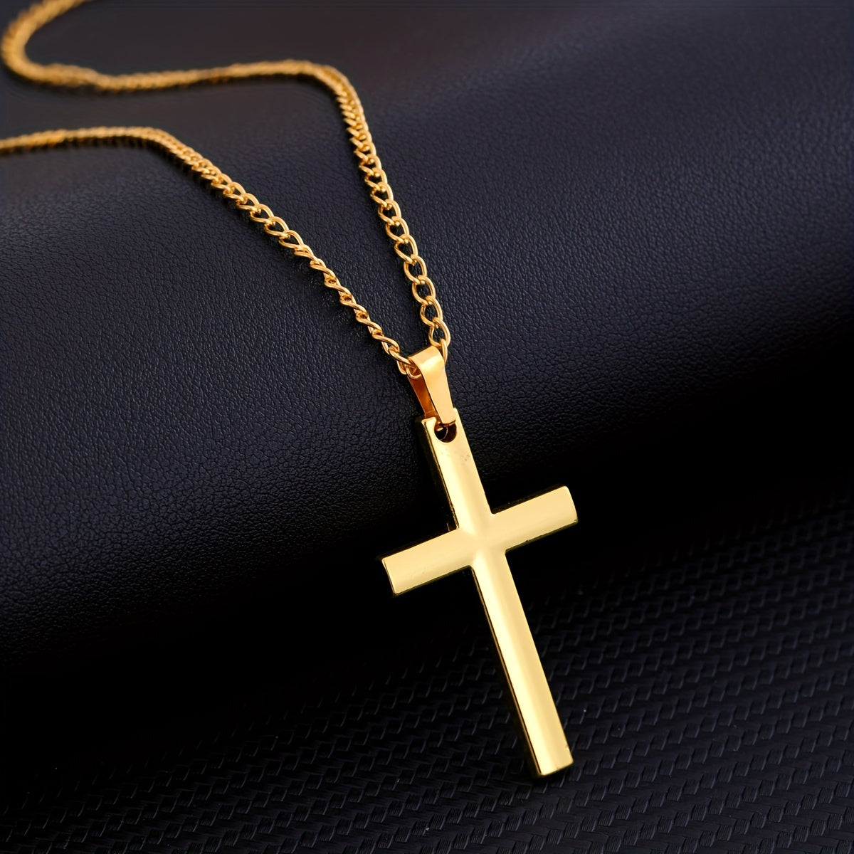 Minimalist Cross Pendant Chain Necklace