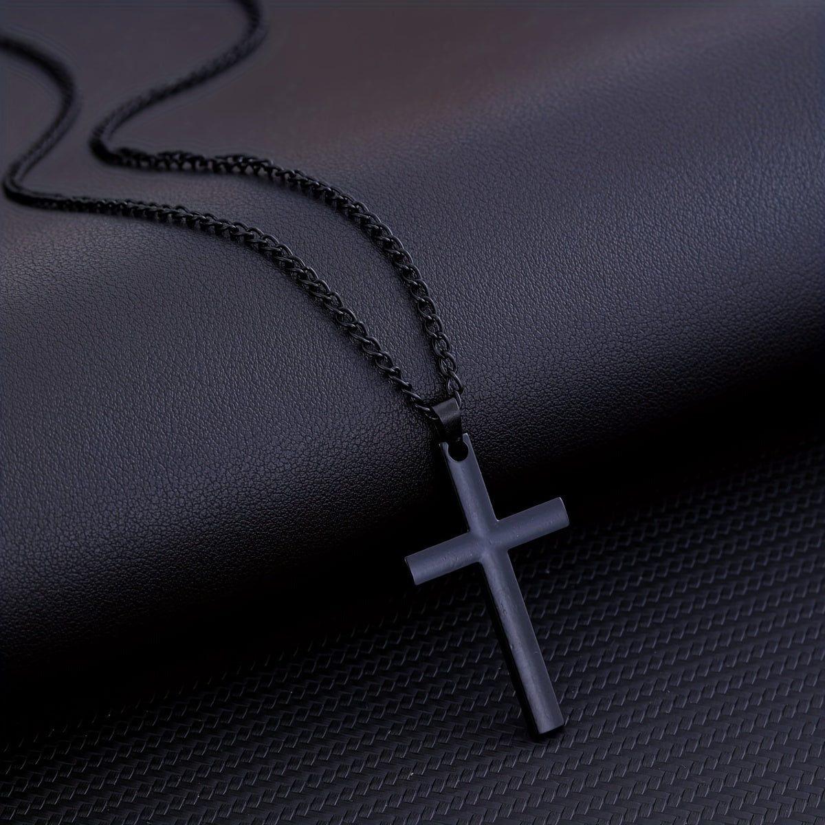 Minimalist Cross Pendant Chain Necklace